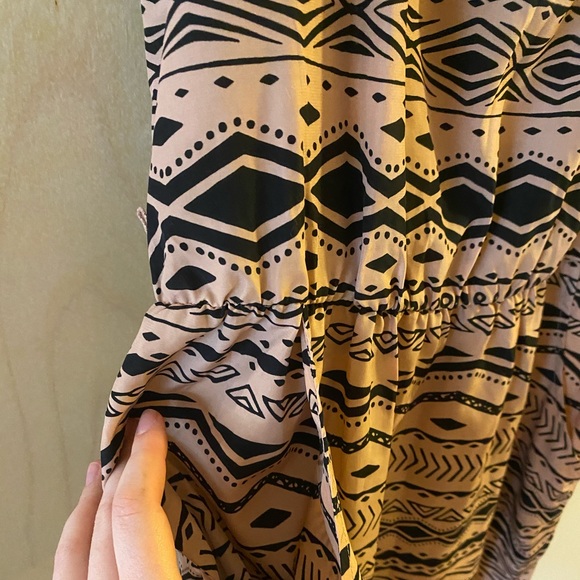 Fun Patterned Dress - Picture 4 of 8